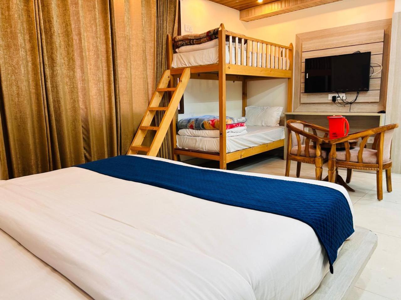 Yog Maya Regency B&B Shimla Extérieur photo