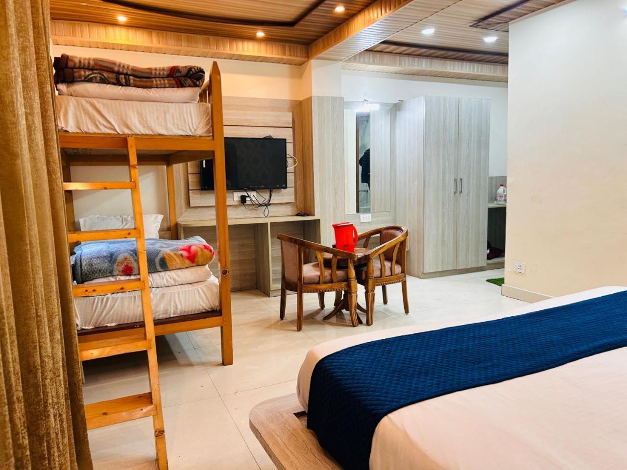 Yog Maya Regency B&B Shimla Extérieur photo